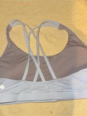 Lululemon Women's Strappy Sports Bra